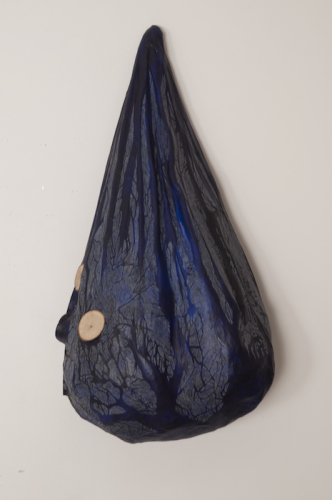 Inside (2), 2012. White pencil, acrylic, papier-mâché. 48x36x13 in - 122x90x30 cm